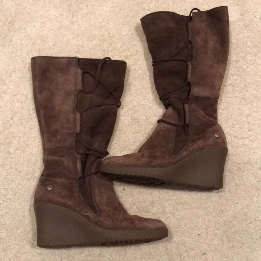 Fur lined wedge heel Ugg boots